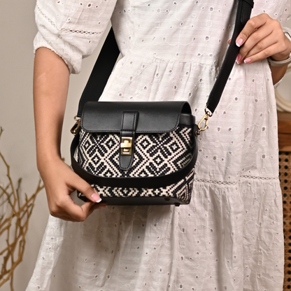 MIDNIGHT BLACK - CROSSWAY CROSS-BODY BAG