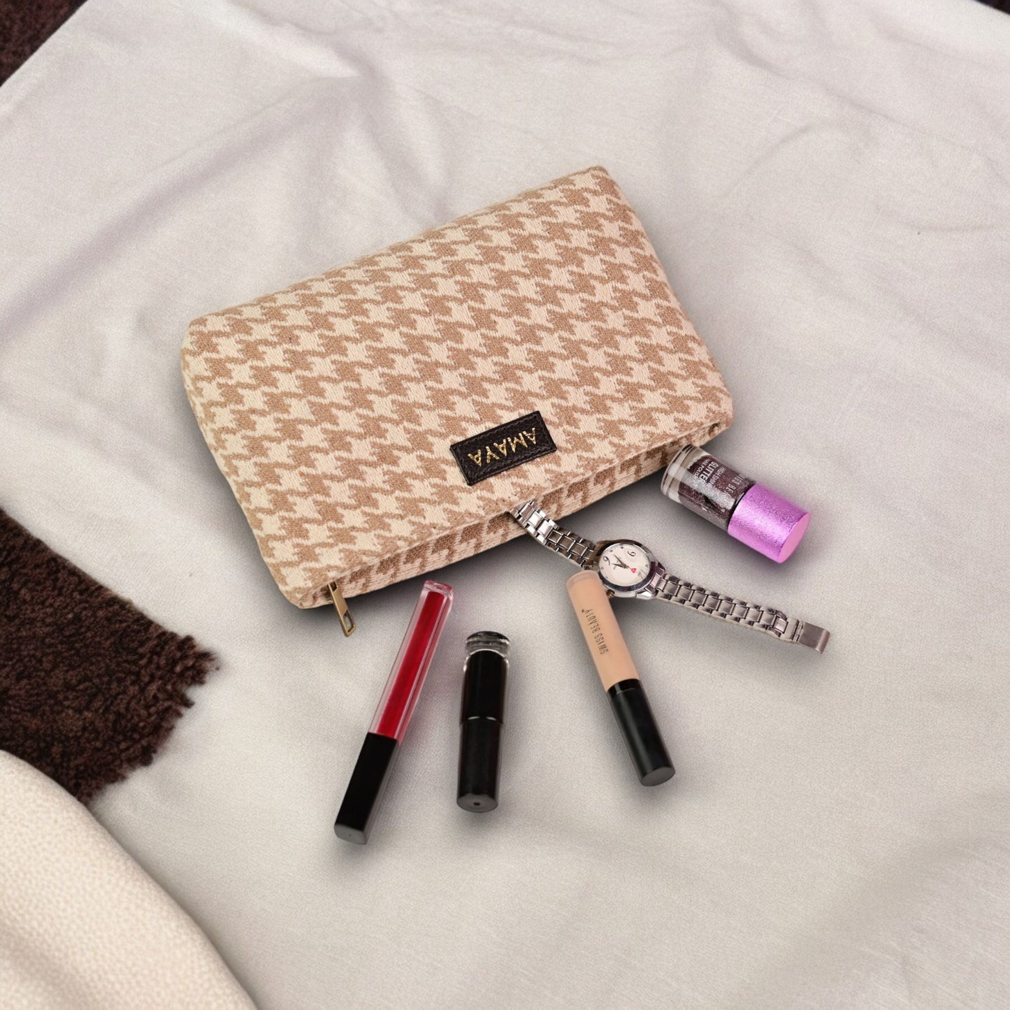 BEIGE BLISS - MULTIPURPOSE TRAVEL POUCH